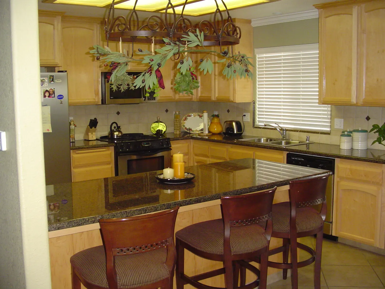 Custom granite countertops fabricated and installed by Superior Granite and Marble in Madera